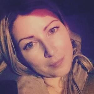 Meet your Posher, Lola